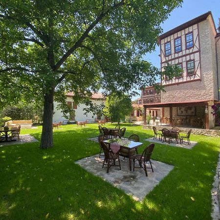 Karauezuemler Konagi Hotel Сафранболу Екстериор снимка