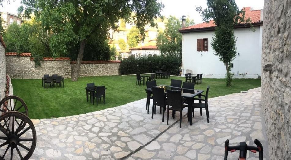 Karauezuemler Konagi Hotel Сафранболу Екстериор снимка